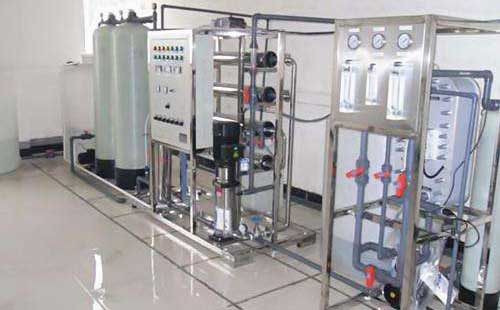 ���B͸�O��