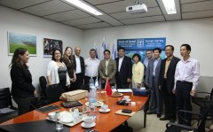 ��ɫ�б���ˮ̎����I���A����ˮ̎�����g